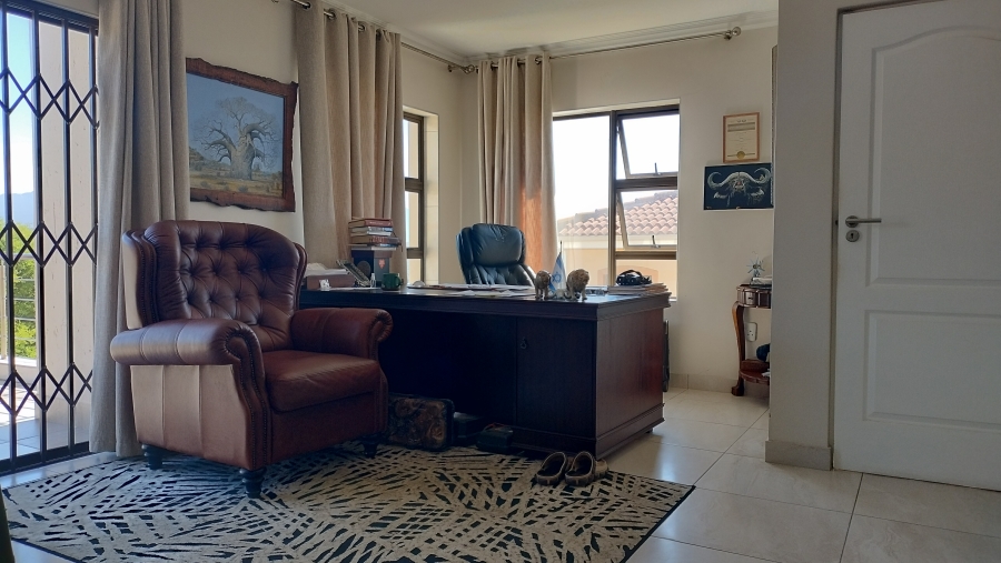 3 Bedroom Property for Sale in Grootbrakhoogte Western Cape
